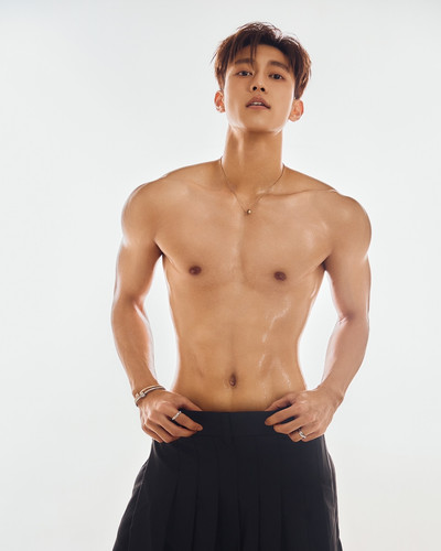 Photo by Thái Lê Minh Hiếu on July 27, 2024. May be an image of one or more people, biceps and kilt..jpg