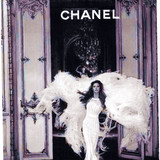 14425661296329927 farbig