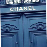 169377635977966301 farbig