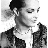 455145106099703392 plus