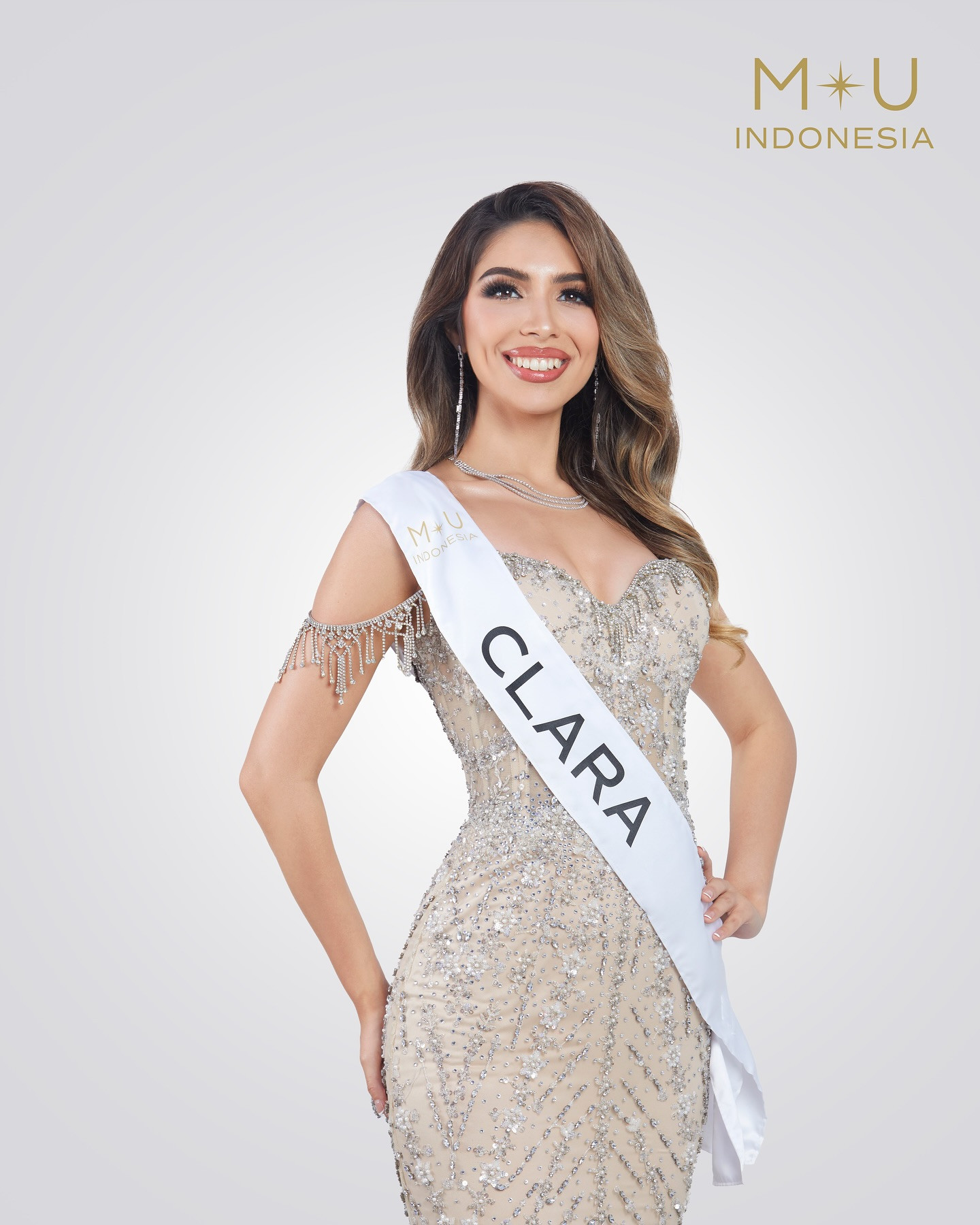 candidatas a miss universe indonesia 2024. final: 19 sep. - Página 3 DNFfp3v