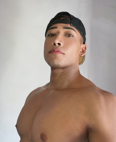 Photo by Roy Mosquera on July 07, 2024. May be an image of 1 person and body building. (1).jpg