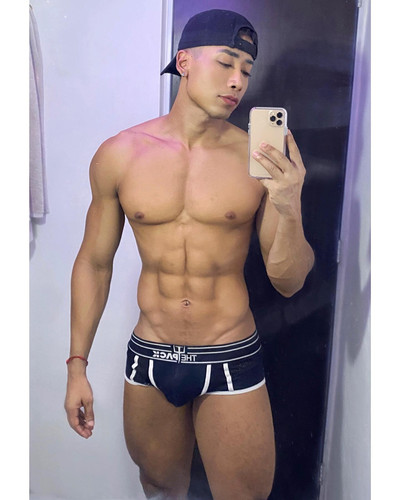 Photo shared by Roy Mosquera on February 03, 2023 tagging @thepackunderwear ..jpg