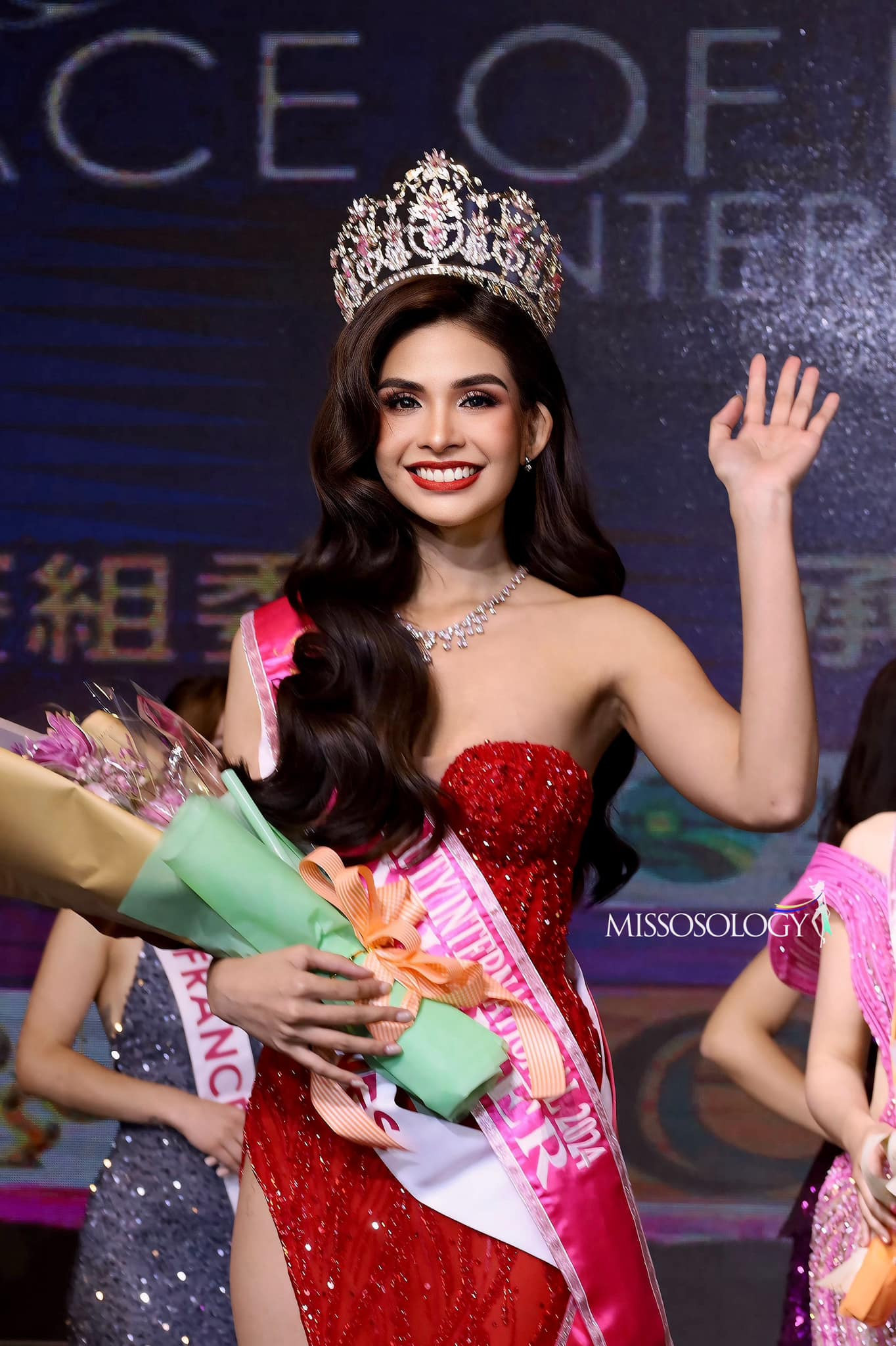 philippines vence face of beauty international 2024. DP6FnHl