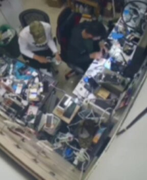 9OXjqwgsFVEL5S o.jpg