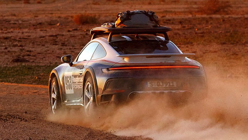 porsche 911 dakar11