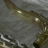 c001
