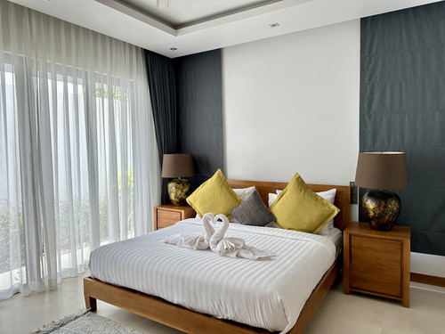 2 Anchan Hills 3bdr 8 24 (5).jpg