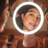 back school Back to school: arrivano le lampade da tavolo Philips