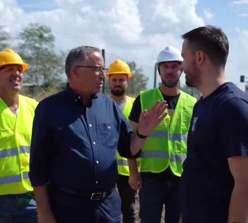 459009390 900297705480165 885045937802484041 n.jpg?stp=dst jpg p180x540& nc cat=105&ccb=1 7& nc sid=.jpg