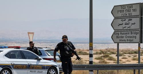 13663472848816012941?url=https%3A%2F%2Fgdb.voanews.com%2F425142a0 8a5c 45fc bfc8 3b471d6153c1 w1200 .jpg