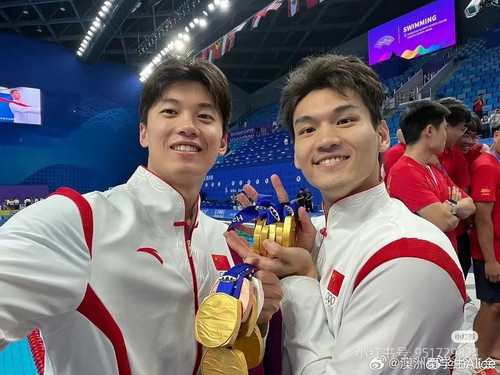 Camera XHS 17259278985561040g2sg316l9dabm0s704a1l7vofi35fuvrnkr0.jpg