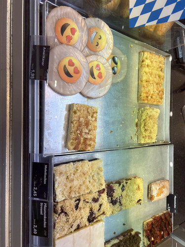 AC69968E 2664 46EA 8E4C F56DA1A06D5E.jpg