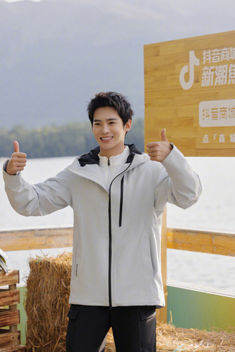 m.weibo.cn 002mlhS0ly1hthkol2fd2j62kn3uwkjq02.jpg