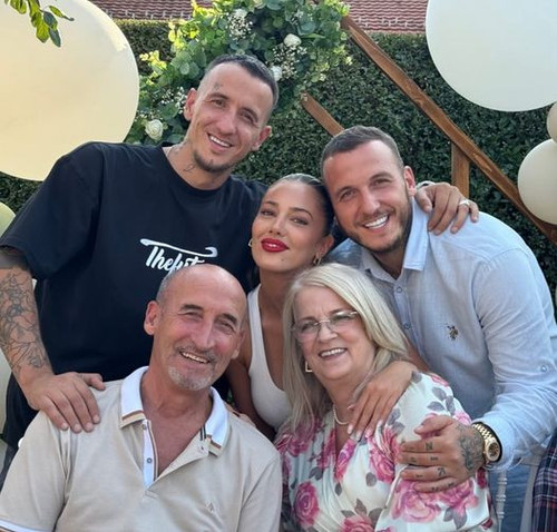 459158801 18343635412192904 8377512330369581503 n.jpg?stp=dst jpg p526x296& nc cat=107&ccb=1 7& nc s.jpg