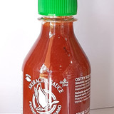 sos sriracha klasyczny 200g 14,00