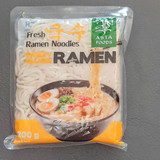 świeży ramen 200g 3,9