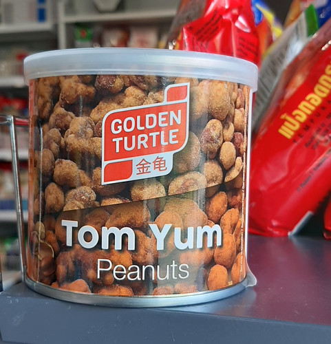 Golden Turtle prażone orzeszki ziemne smak Tom Yum 140g 11,5.jpg
