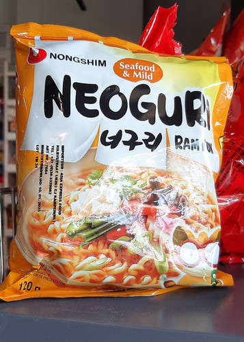 Neoguri ramen owoce morza pikantne 120g 9,20.jpg