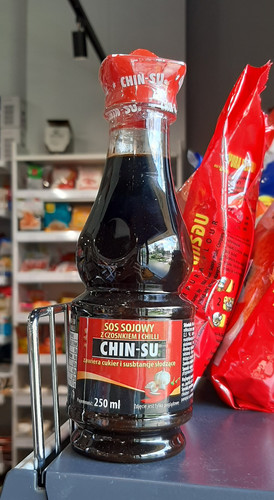 Chinsu sos sojowy czosnek i chilli 250ml 6,60.jpg