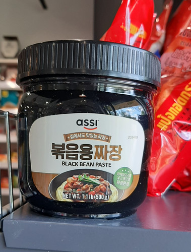 pasta z czarnej fasoli jjajang 500g 27,00.jpg