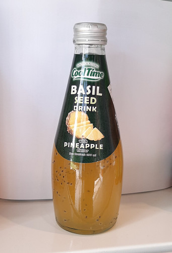 napój ananasowy ziarna bazylii 290ml 7,30.jpg