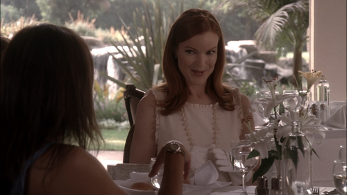 cap Desperate.Housewives.S03E01.Listen.to.the.Rain.on.the.Roof.1080p.DSNP.WEB DL.DDP5.1.H.264 FLUX 0.png
