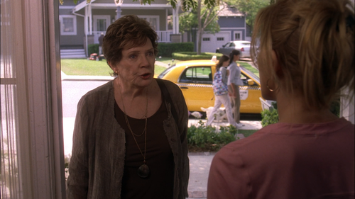 cap Desperate.Housewives.S04E01.Now.You.Know.1080p.DSNP.WEB DL.DDP5.1.H.264 FLUX 00 00 09 01.png