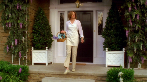 cap Desperate.Housewives.S01E01.Pilot.1080p.DSNP.WEB DL.DDP5.1.H.264 FLUX 00 00 20 02.png