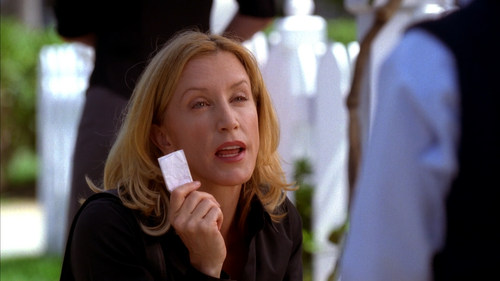 cap Desperate.Housewives.S01E01.Pilot.1080p.DSNP.WEB DL.DDP5.1.H.264 FLUX 00 03 48 05.png