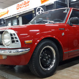Toyota Corolla US spec '72 vermelho
