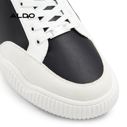 kylian black 004 002 029 alt4 sq wt 600x600.jpg