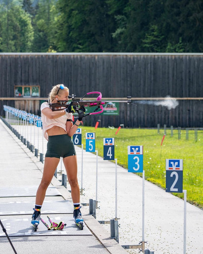 rollerbladng412@julia kink in der BIATHLETE. @julia kink @nordicfocus