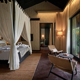 What is the resort near Morjim Beach?