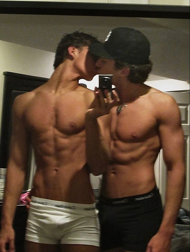 tumblr e697db8040990521487d9947ef1bf0c5 d469a544 1280.jpg