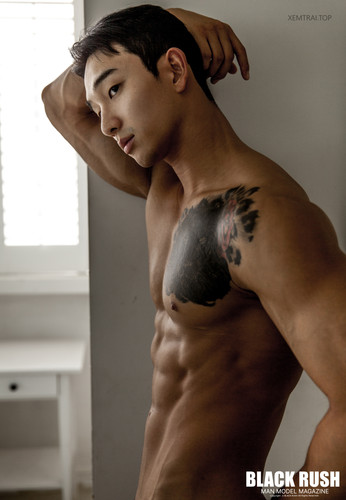 BLACK RUSH Vol.19 (56).jpg