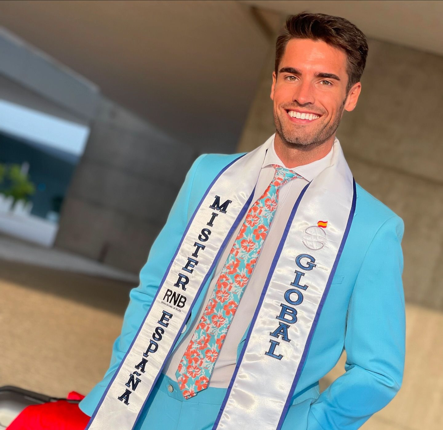 candidatos a mr global 2024. final: 6 oct. - Página 7 DZOKiIs