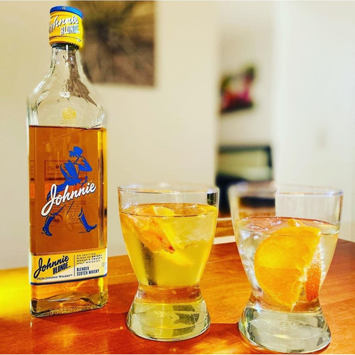 Whisky Johnnie Walker Blonde 750ml.jpg