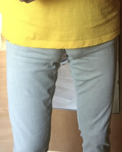 Kettenjeans drinnen1.jpg
