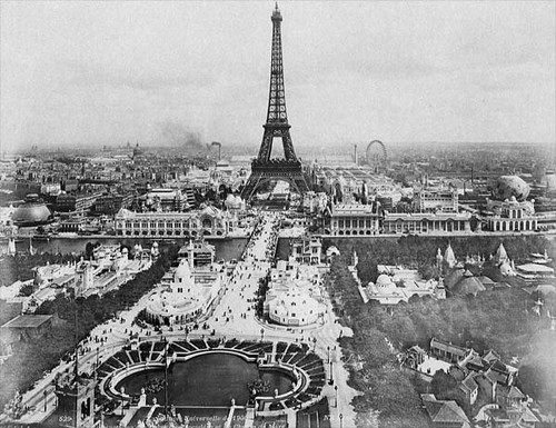 scena troopers parigi 1900.jpg