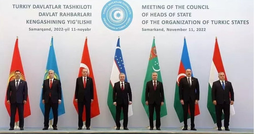 GY9pnYUagAA Rgx?format=jpg.jpg