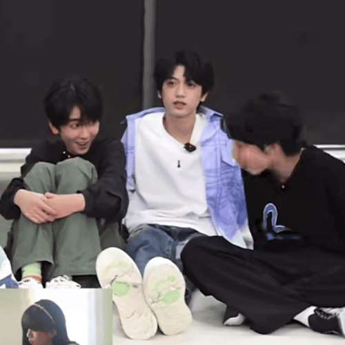 204D55EA E1D5 4CD4 B904 0202372A48D6.gif