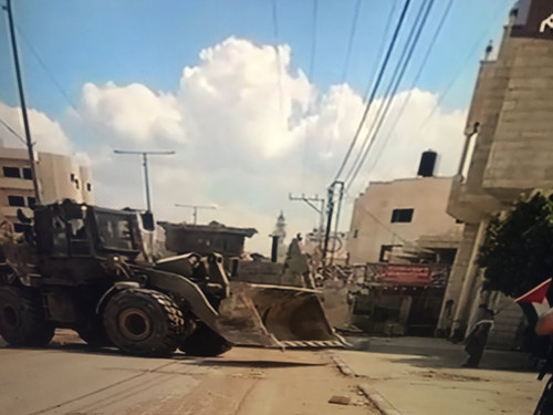 GWibNSvXEA0b2h ?format=jpg.jpg