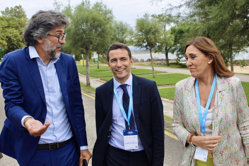 GWjy kBWoAAN EV?format=jpg.jpg