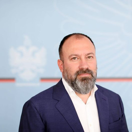 458182595 818611350464104 3609307331639678514 n.jpg?stp=dst jpg p526x296& nc cat=110&ccb=1 7& nc sid.jpg