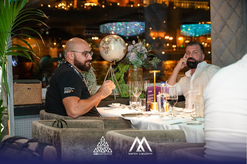 GWlC eEXMAAgS3u?format=jpg.jpg