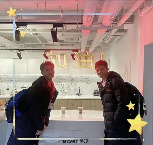 412885EB 75D7 4BCE 9FBF 020F467A2E43.jpg