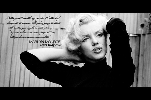 Q9gBpko marilyn monroe backgrounds.jpg