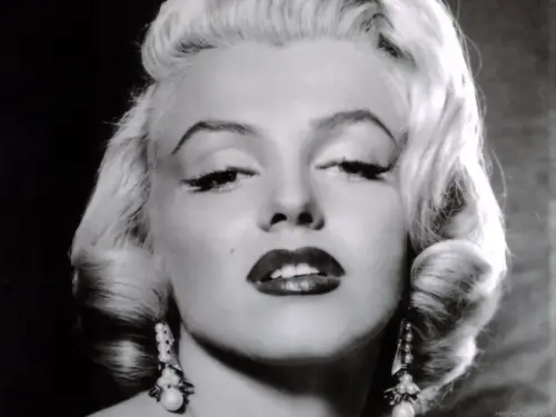marilyn monroe short hair vf8t6ditgdm0bz2b.webp