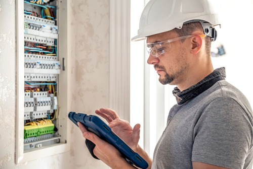 Reasons Why You Should Only Use a Licensed Electrician from Sydney.jpg